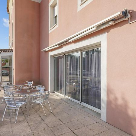 Hotel Akena Chateaurenard - Parc Des Expositions Avignon מראה חיצוני תמונה