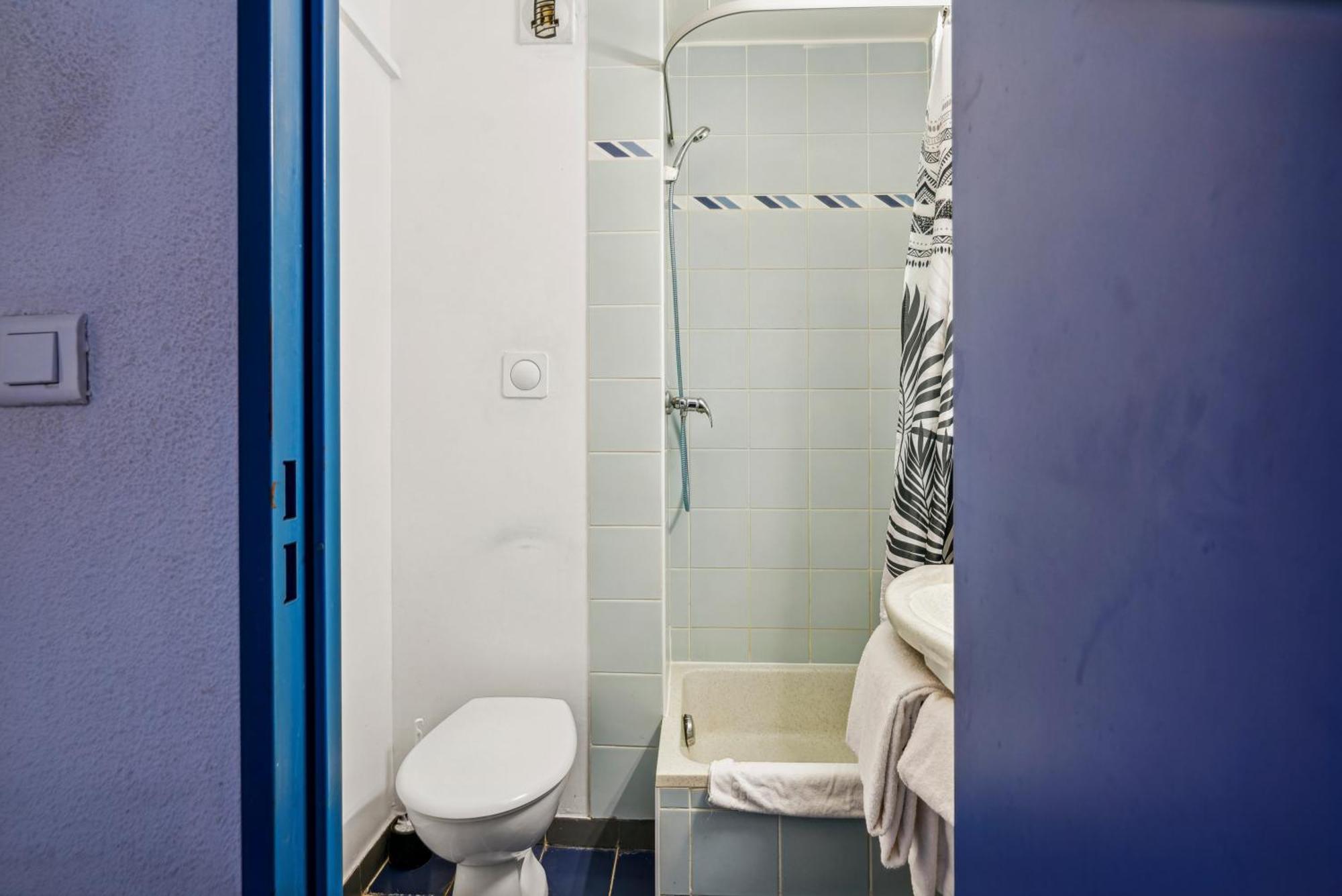 Hotel Akena Chateaurenard - Parc Des Expositions Avignon מראה חיצוני תמונה