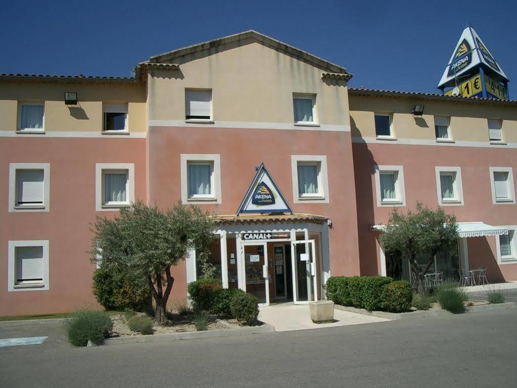Hotel Akena Chateaurenard - Parc Des Expositions Avignon מראה חיצוני תמונה