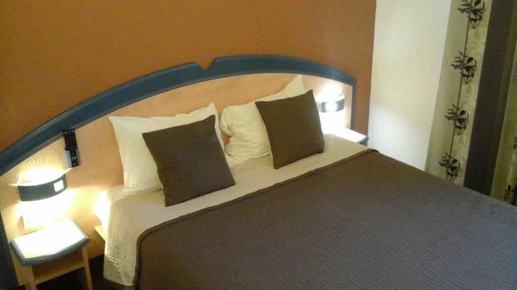 Hotel Akena Chateaurenard - Parc Des Expositions Avignon מראה חיצוני תמונה